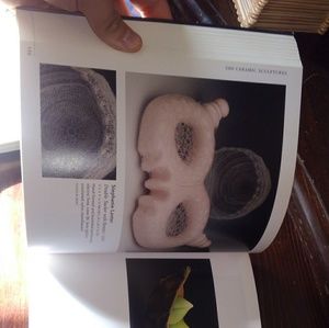 500 ceramic sculptures book